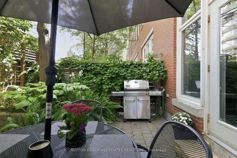 Photo 15 at TH9 - 385 Brunswick Avenue, Annex, Toronto