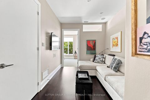 Photo 17 at TH9 - 385 Brunswick Avenue, Annex, Toronto