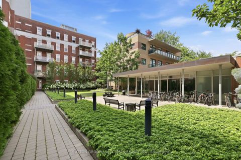 Photo 36 at TH9 - 385 Brunswick Avenue, Annex, Toronto