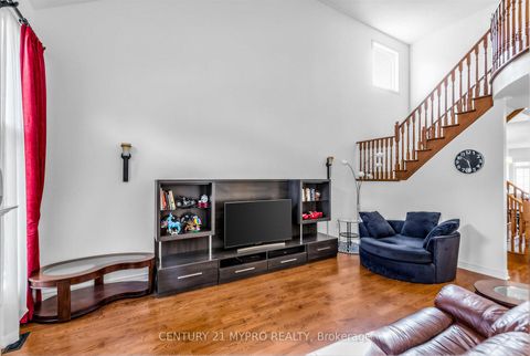 Photo 15 at 250 Summeridge Drive, Patterson, Vaughan