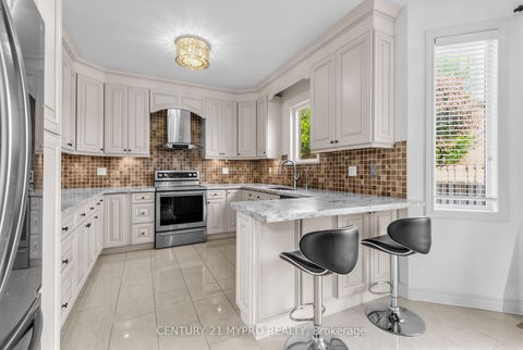 Photo 19 at 250 Summeridge Drive, Patterson, Vaughan
