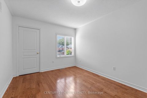 Photo 33 at 250 Summeridge Drive, Patterson, Vaughan