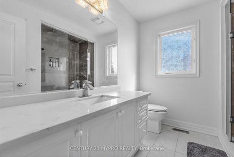 Photo 37 at 250 Summeridge Drive, Patterson, Vaughan