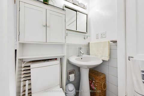 Photo 12 at 368 Glenholme Avenue, Oakwood Village, Toronto