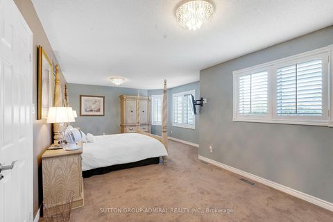 Photo 26 at 26 Albery Crescent, Aurora Highlands, Aurora