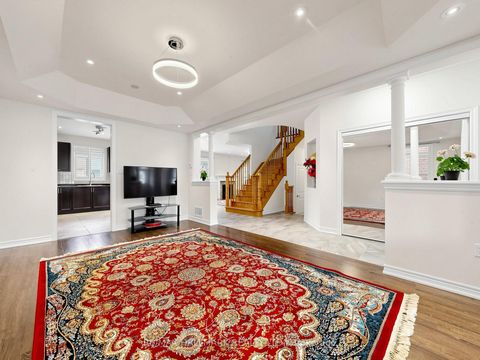 Photo 7 at 16 Mercury Avenue, Keswick South, Georgina