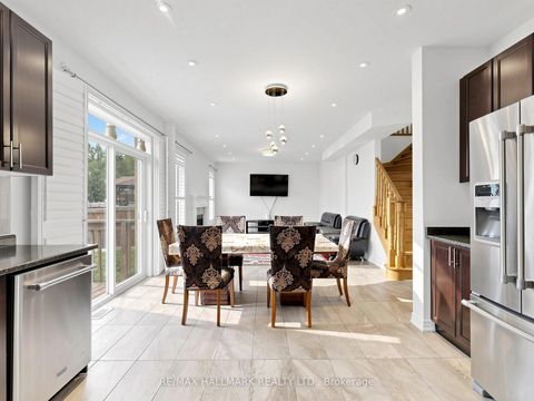 Photo 15 at 16 Mercury Avenue, Keswick South, Georgina