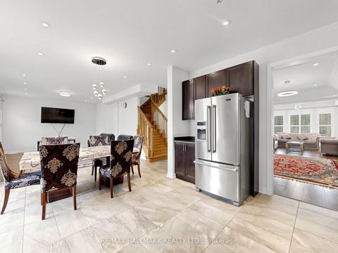 Photo 16 at 16 Mercury Avenue, Keswick South, Georgina