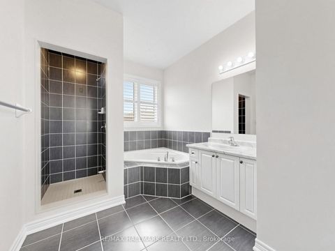Photo 25 at 16 Mercury Avenue, Keswick South, Georgina