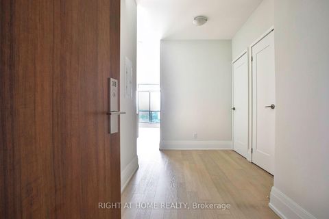 Photo 2 at 308 - 25 Malcolm Road, Leaside, Toronto