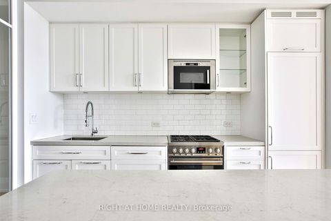 Photo 9 at 308 - 25 Malcolm Road, Leaside, Toronto