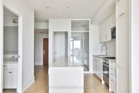 Photo 12 at 308 - 25 Malcolm Road, Leaside, Toronto