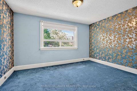 Photo 12 at 631 Lauder Avenue, Oakwood Village, Toronto