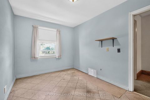Photo 14 at 631 Lauder Avenue, Oakwood Village, Toronto