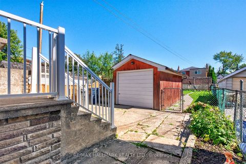 Photo 22 at 631 Lauder Avenue, Oakwood Village, Toronto