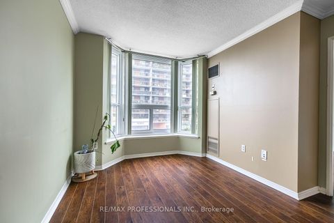 Photo 4 at 207 - 11 Thorncliffe Pk Drive, Thorncliffe Park, Toronto