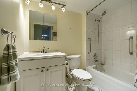 Photo 15 at 207 - 11 Thorncliffe Pk Drive, Thorncliffe Park, Toronto