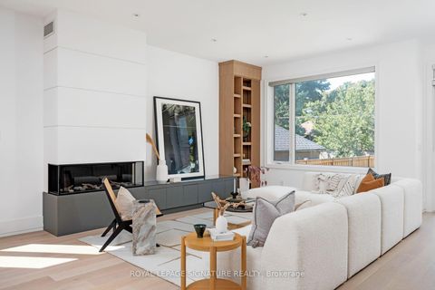 Photo 17 at 34 Edgecroft Road, Queensway, Toronto