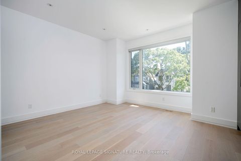 Photo 37 at 34 Edgecroft Road, Queensway, Toronto