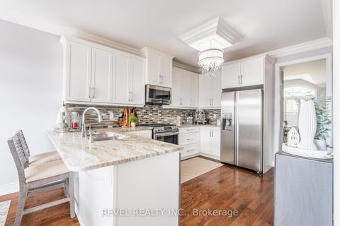Photo 6 at 49 Victoria Street E, Cookstown, Innisfil