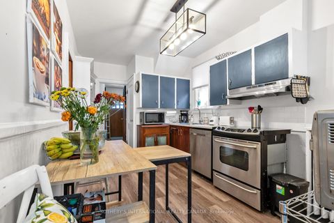 Photo 5 at 36 Hadley Road, Mount Pleasant East, Toronto