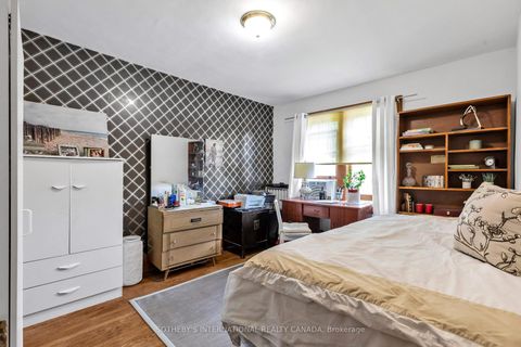 Photo 13 at 36 Hadley Road, Mount Pleasant East, Toronto