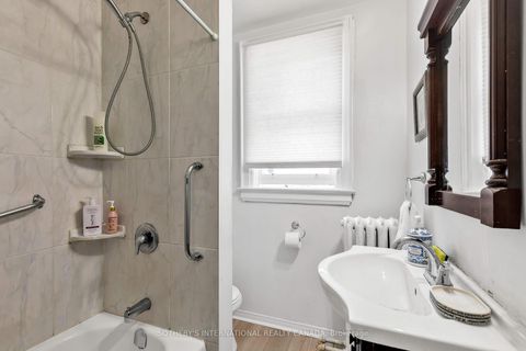 Photo 18 at 36 Hadley Road, Mount Pleasant East, Toronto