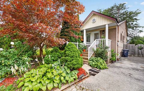 Photo 1 at 16 Baltray Crescent, Donalda, Toronto