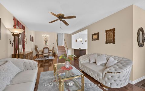 Photo 5 at 16 Baltray Crescent, Donalda, Toronto