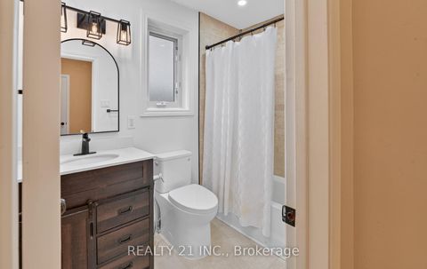 Photo 13 at 16 Baltray Crescent, Donalda, Toronto