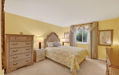 Photo 18 at 16 Baltray Crescent, Donalda, Toronto