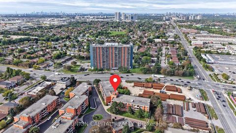 Photo 2 at 207 - 1705 Mccowan Road, Malvern West, Toronto