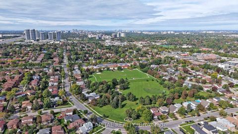 Photo 3 at 207 - 1705 Mccowan Road, Malvern West, Toronto