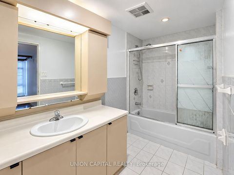 Photo 10 at 207 - 1705 Mccowan Road, Malvern West, Toronto