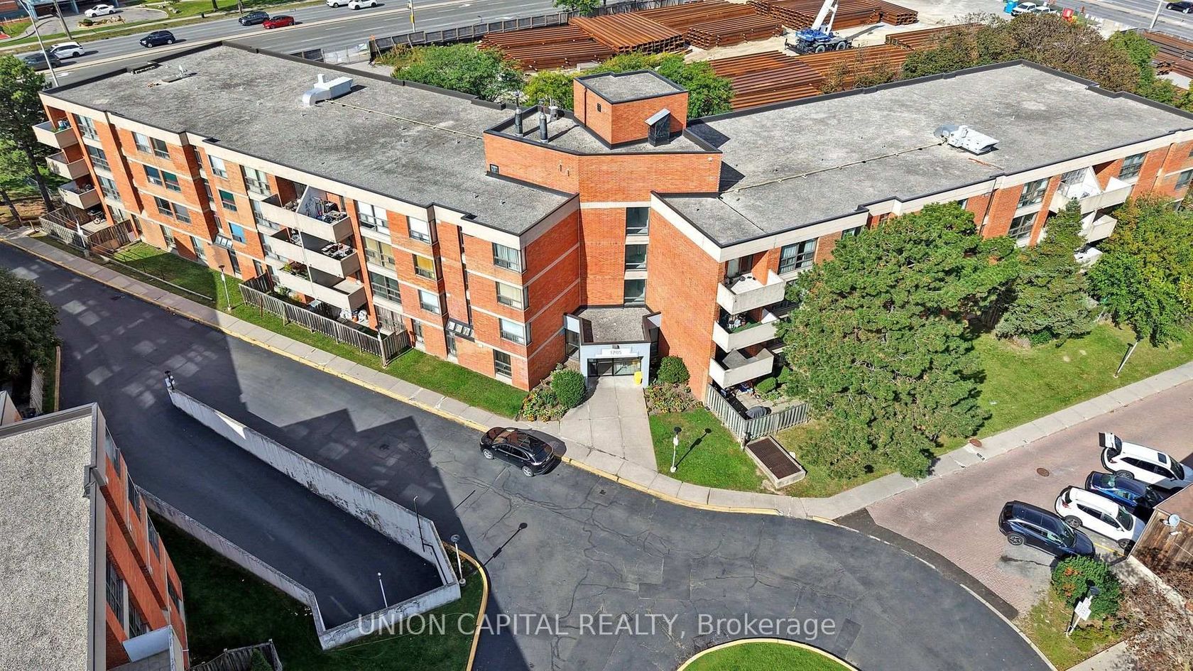 207 - 1705 Mccowan Road, Malvern West, Toronto 