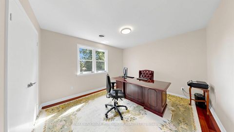 Photo 26 at 45 Pinnacle Road, Windfields, Toronto