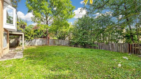 Photo 36 at 45 Pinnacle Road, Windfields, Toronto