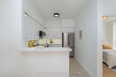 Photo 7 at 308 - 485 Rosewell Avenue, Lawrence Park South, Toronto