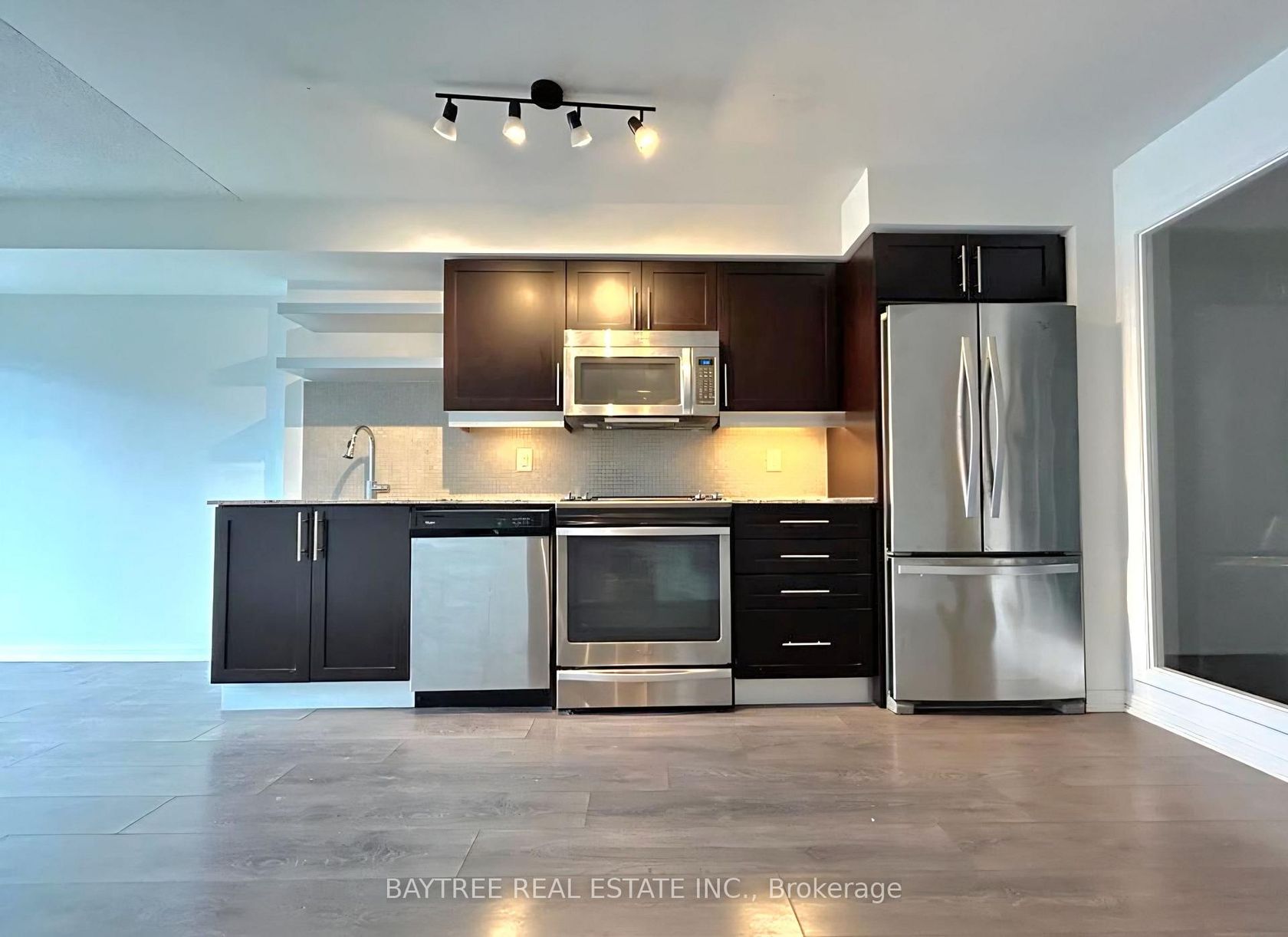1109 - 400 Adelaide Street E, Moss Park, Toronto 