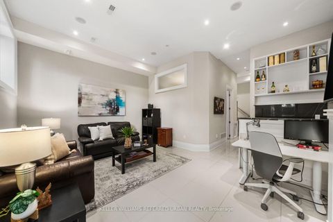 Photo 39 at 32 Cranbrooke Avenue, Lawrence Park North, Toronto