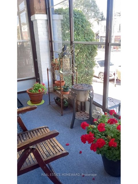 Photo 4 at 1191 Woodbine Avenue, Lumsden, Toronto