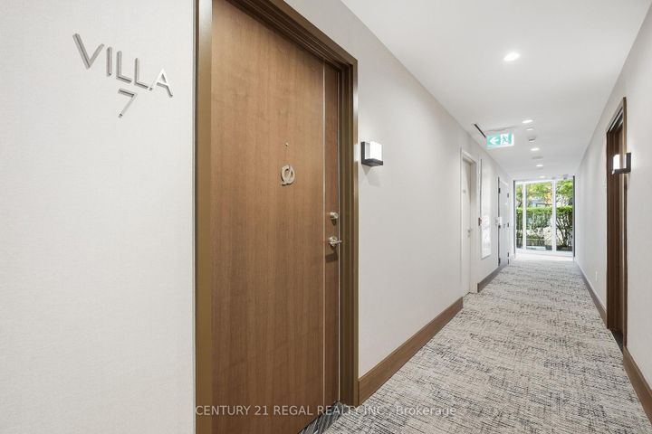 Photo 4 at Th07 - 113 Mcmahon Drive, Bayview Village, Toronto