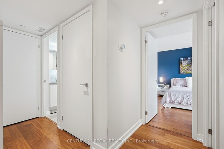 Photo 25 at Th07 - 113 Mcmahon Drive, Bayview Village, Toronto