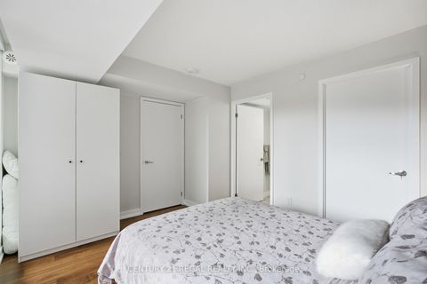 Photo 30 at Th07 - 113 Mcmahon Drive, Bayview Village, Toronto