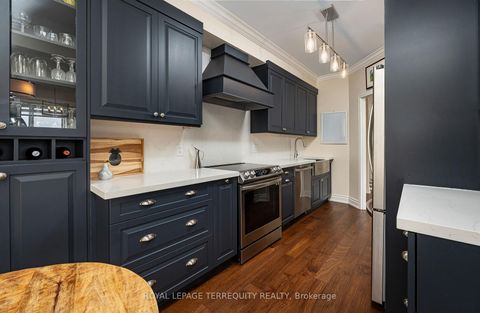 Photo 12 at 407 - 935 Royal York Road, Queensway, Toronto