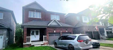 Photo 1 at 11 Richmond Park Drive, Keswick North, Georgina