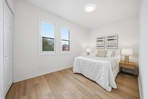 Photo 24 at 154 Alameda Avenue, Oakwood Village, Toronto