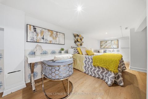 Photo 30 at 154 Alameda Avenue, Oakwood Village, Toronto