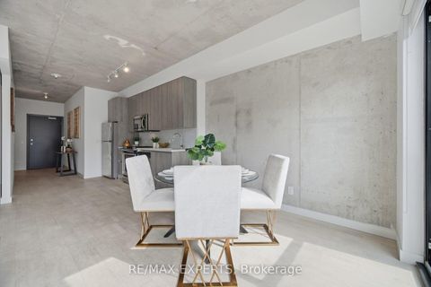 Photo 10 at 225 - 246 Logan Avenue E, South Riverdale, Toronto