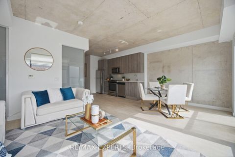 Photo 16 at 225 - 246 Logan Avenue E, South Riverdale, Toronto
